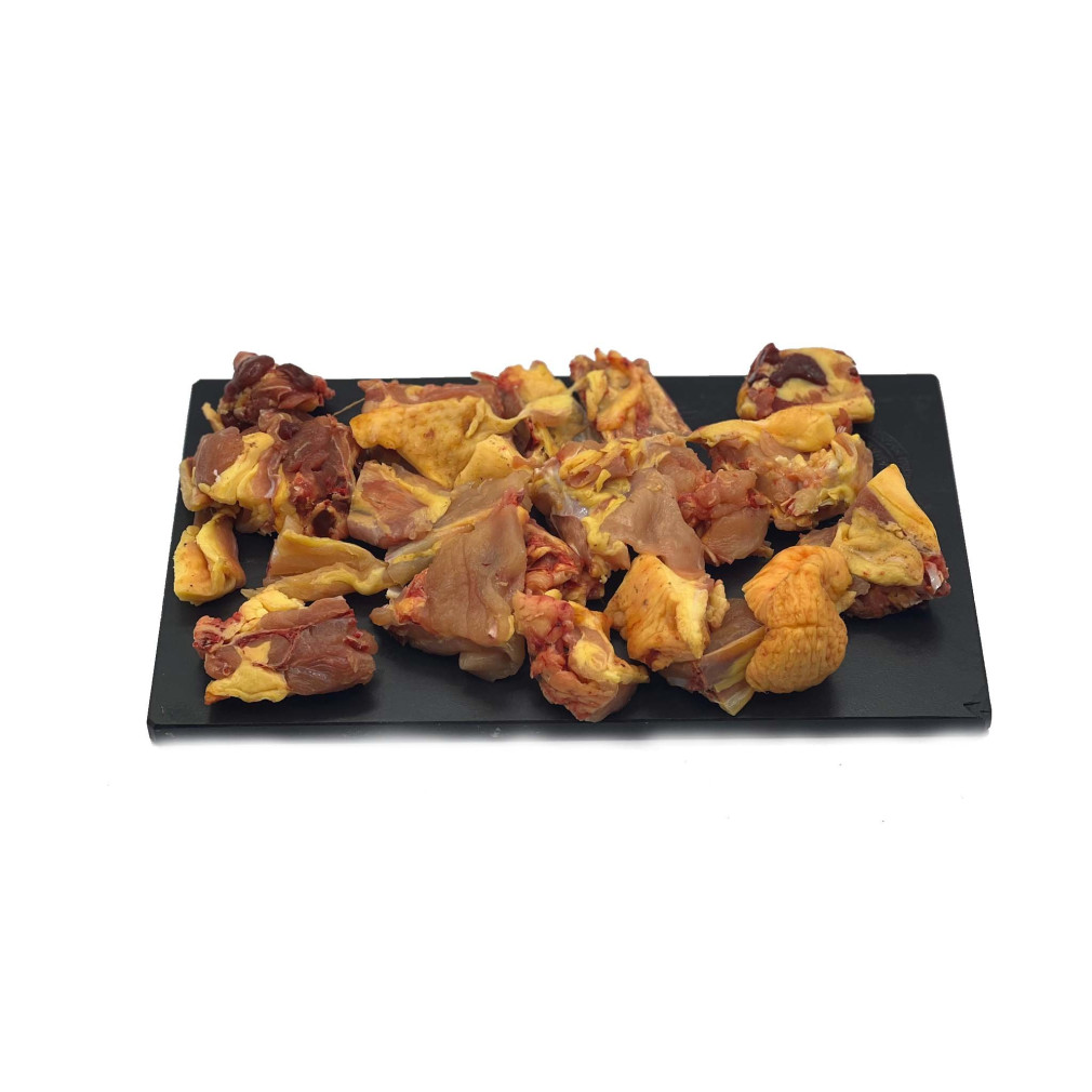 Pollo cuk troceado